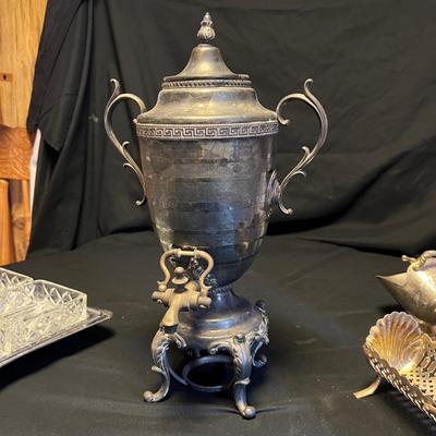 Silver Tea Urn & More Fine Dining Tableware (M-RG)