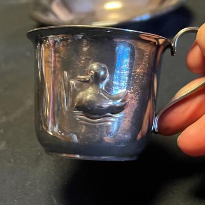 Silver Tea Urn & More Fine Dining Tableware (M-RG)