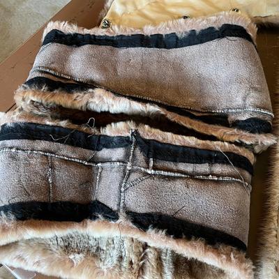 Fur collars