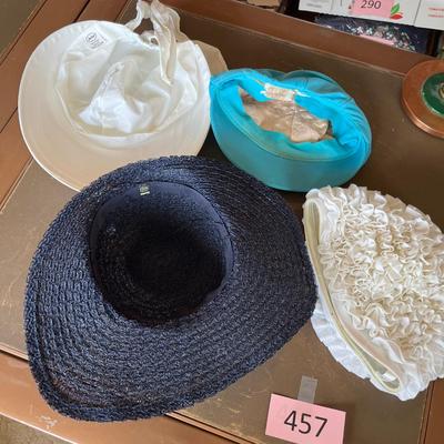 4 vintage hats