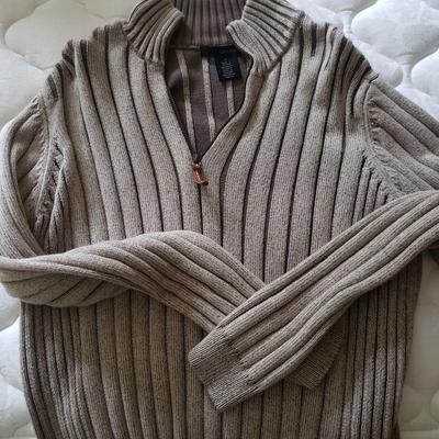 North Face, Tommy Hilfiger & More Menâ€™s M-L Shirts, Sweaters Plus Pants (B3-KD)