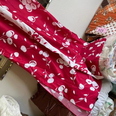 Avon NOS Cherry House coat