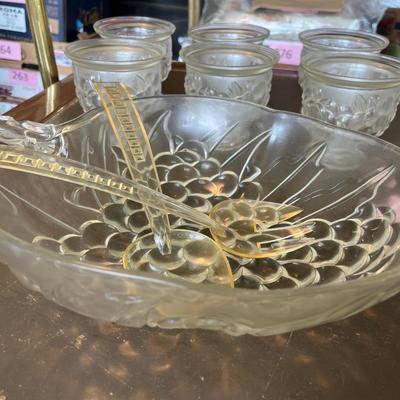 Indiana Glass Grape pattern set