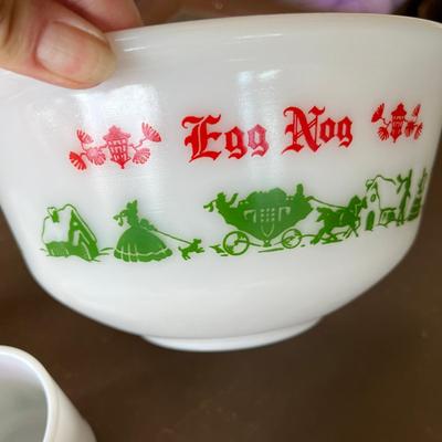 Hazel Atlas 1950s Egg Nog Punch bowl and mugs