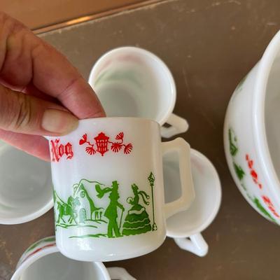 Hazel Atlas 1950s Egg Nog Punch bowl and mugs