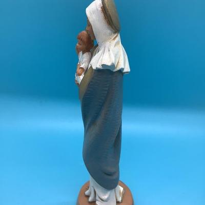 Lady of Snows, Mother and Child, Mary & Jesus, Fontanini of polymer-resin, Depose Italy 1987  7"H