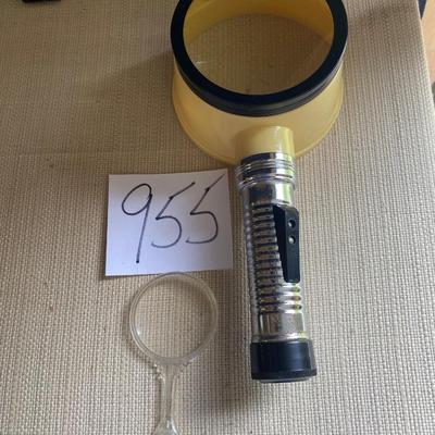 Lighted Magnifier