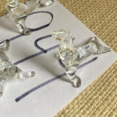 3 Glass Seals