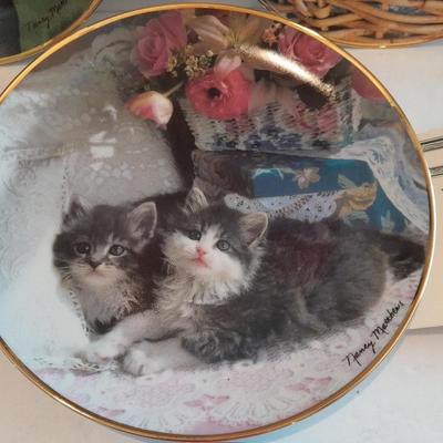 Six Franklin Mint Heirloom Numbered Limited Edition Persian cat plates with COA's