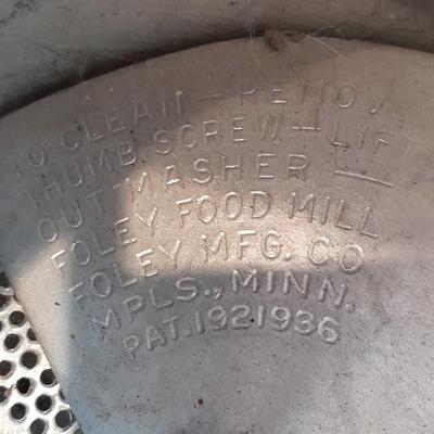 Complete Vintage MIRRO-MATIC Aluminum 4 Qt Pressure Cooker with wood handled Foley Food mill