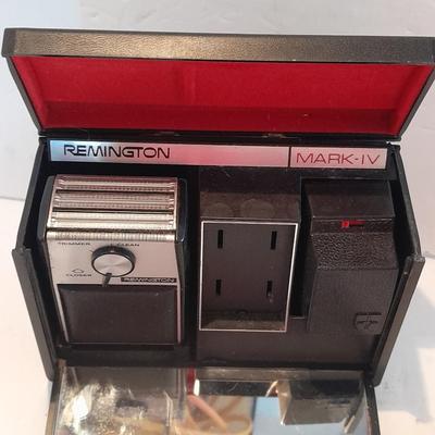 Vintage Razors - Norelco Adjustable Tripleheader III Electric Shaver and Vintage Remington Lektro Blade Mark IV with Case, cord, blades...