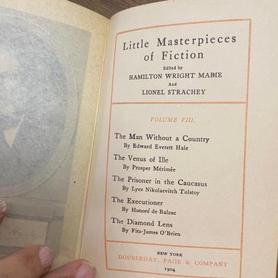 Masterpieces of Fiction Book Set