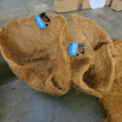 Pots and Planters (G-DW)