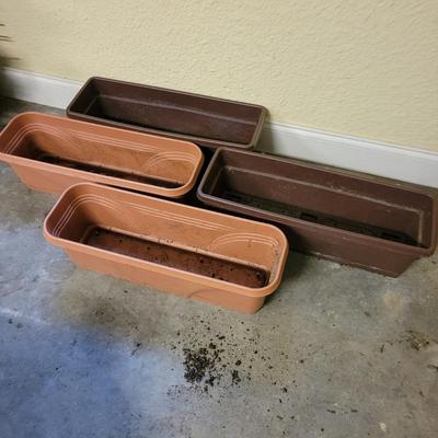 Pots and Planters (G-DW)