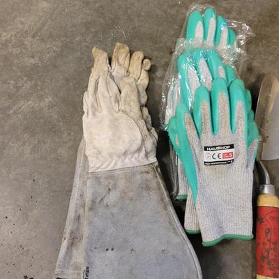 Gardening Tools and Supplies (G-DW)