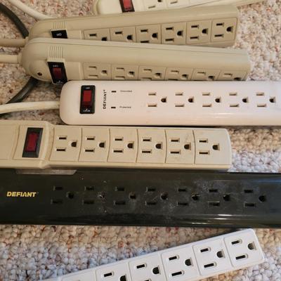 Assortment of Power Strips (LR-DW)