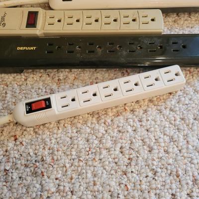 Assortment of Power Strips (LR-DW)