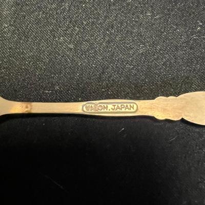 Bakelite Baby Spoons & Collector Spoons Plus More (DR-RG)