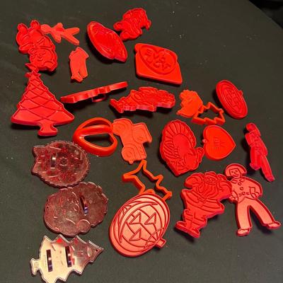 Large assortment of Cookie Cutters, Croissant Roller & More (DR-RG)