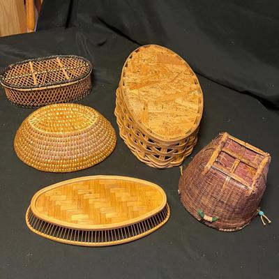 Variety of Woven Baskets & Trays (M-RG)