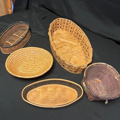 Variety of Woven Baskets & Trays (M-RG)