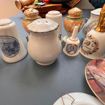 Lot Vintage Collectables Smalls