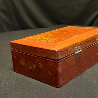 Lacquerware Tray, Lefton Dish & More Floral Items (DR-RG)