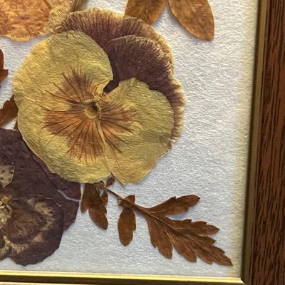 Lacquerware Tray, Lefton Dish & More Floral Items (DR-RG)