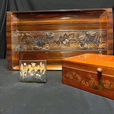 Lacquerware Tray, Lefton Dish & More Floral Items (DR-RG)