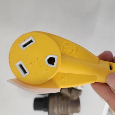Camco Camper RV Dog Bone PowerGrip and  Water Pressure Regulator