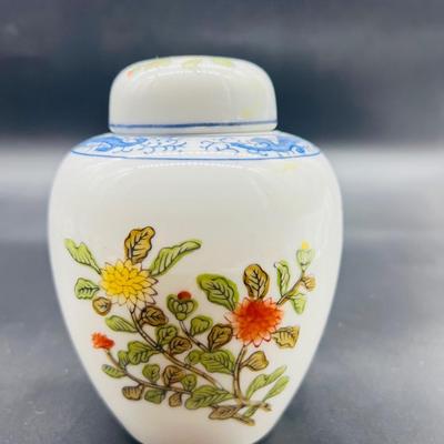 Andrea by Sadek Octagonal Plate & Vase