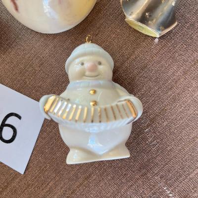 Misc Lot of Figurines - 7 Pieces