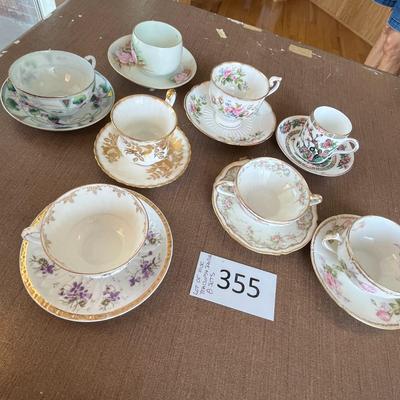 Lot of Misc Teacups & Saucers