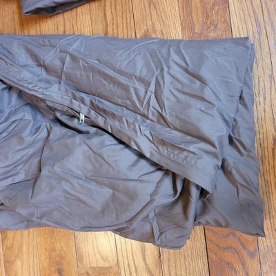 Assortment of Queen Duvet Sets (PB-CE)