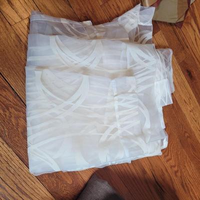 Pottery Barn, Pier 1 Curtains and More (PB-CE)