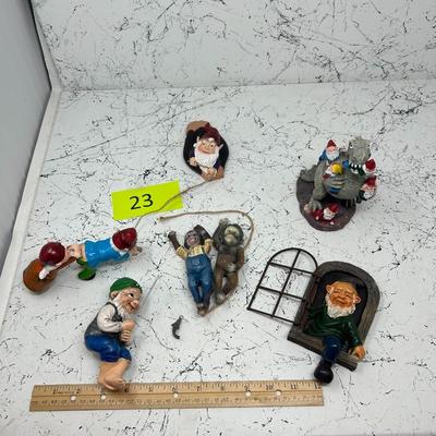 Assorted Small Gnomes