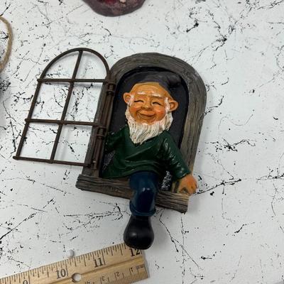 Assorted Small Gnomes