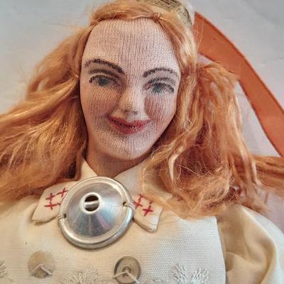 Vintage pose doll all cloth with leather shoes