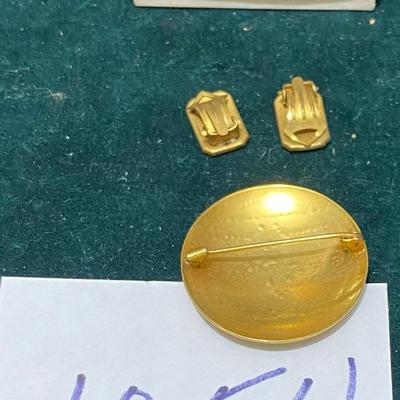 Beautiful Brooch and Clip Earrings