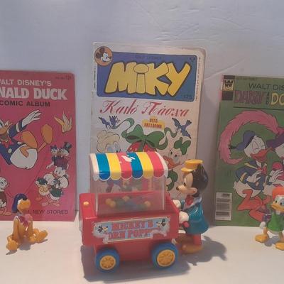 Disney Mickey Mouse Corn popper toy, Disney Comic books and hard plastic figures