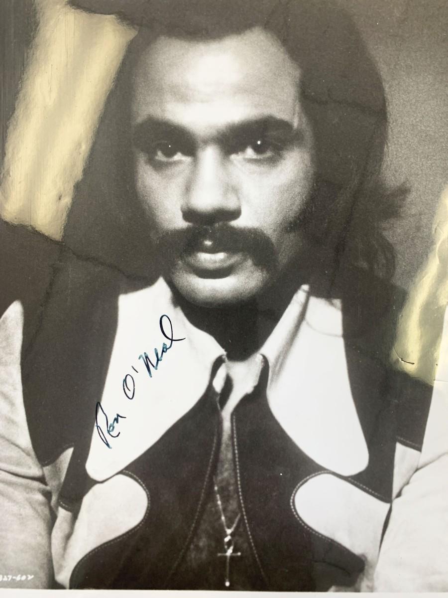 Ron O’Neal signed photo | EstateSales.org
