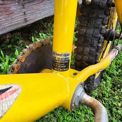 Tonka First Gear 16" Trick Bicycle (OB1-JS)