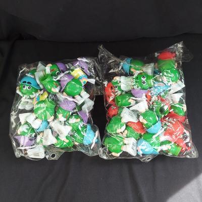 Vintage Sesame Street Toys and More (OB4-BBL)