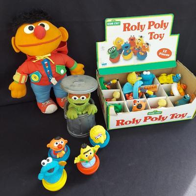 Vintage Sesame Street Toys and More (OB4-BBL)