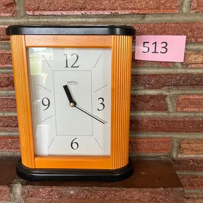 Wood mantle clock