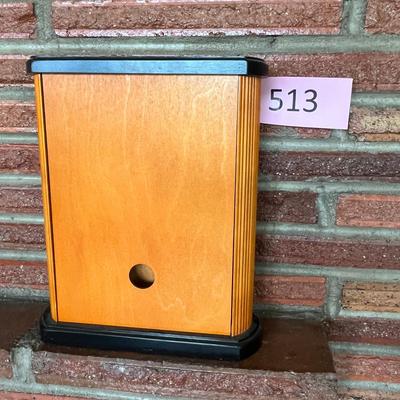 Wood mantle clock