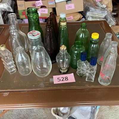 Lot of vintage bottles