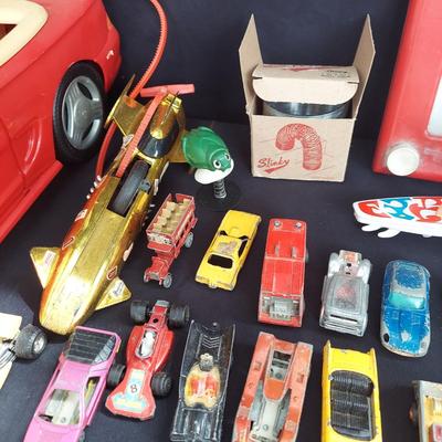 Vintage Barbie Car, Etch A Sketch, International Metal Tractor and More Toys (OB4-BBL)