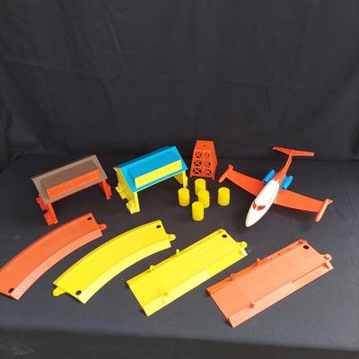 Vintage Barbie Car, Etch A Sketch, International Metal Tractor and More Toys (OB4-BBL)