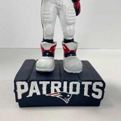 -26- SPORTS | Large New England Patriots Figure